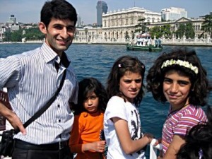 Read more about the article “Sınıfta ‘anne, baba’ kelimesini kullanamıyorum”
